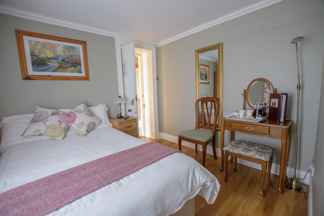 Brennan'S Accommodation Glenties Exterior photo